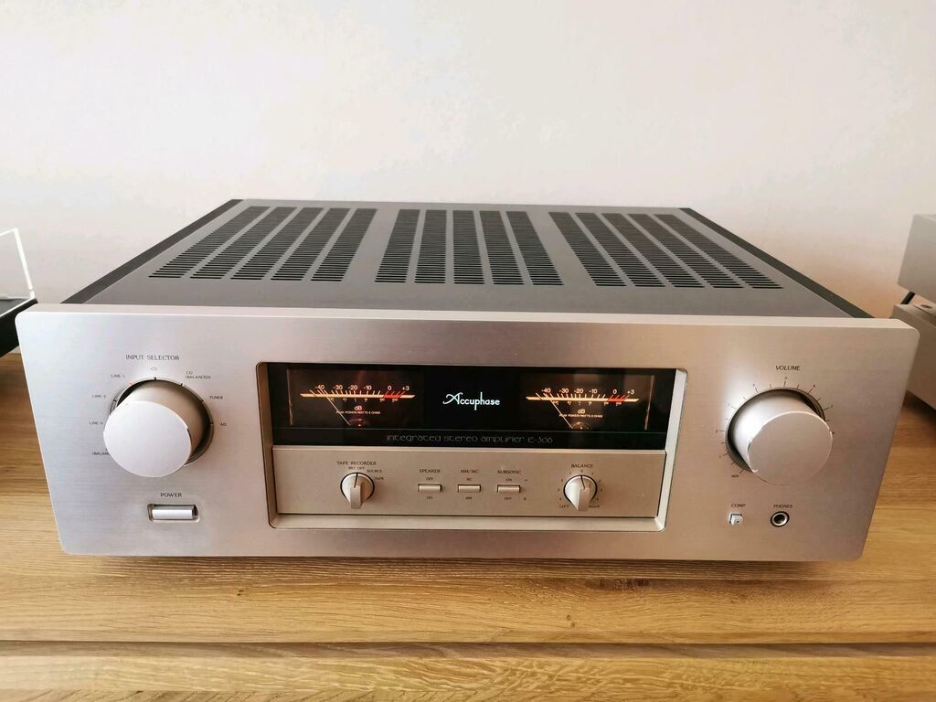 4837728 Accuphase E-306