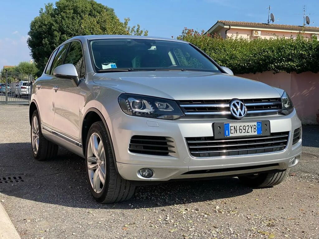 5201945  VOLKSWAGEN Touareg 3.0 V6 tdi